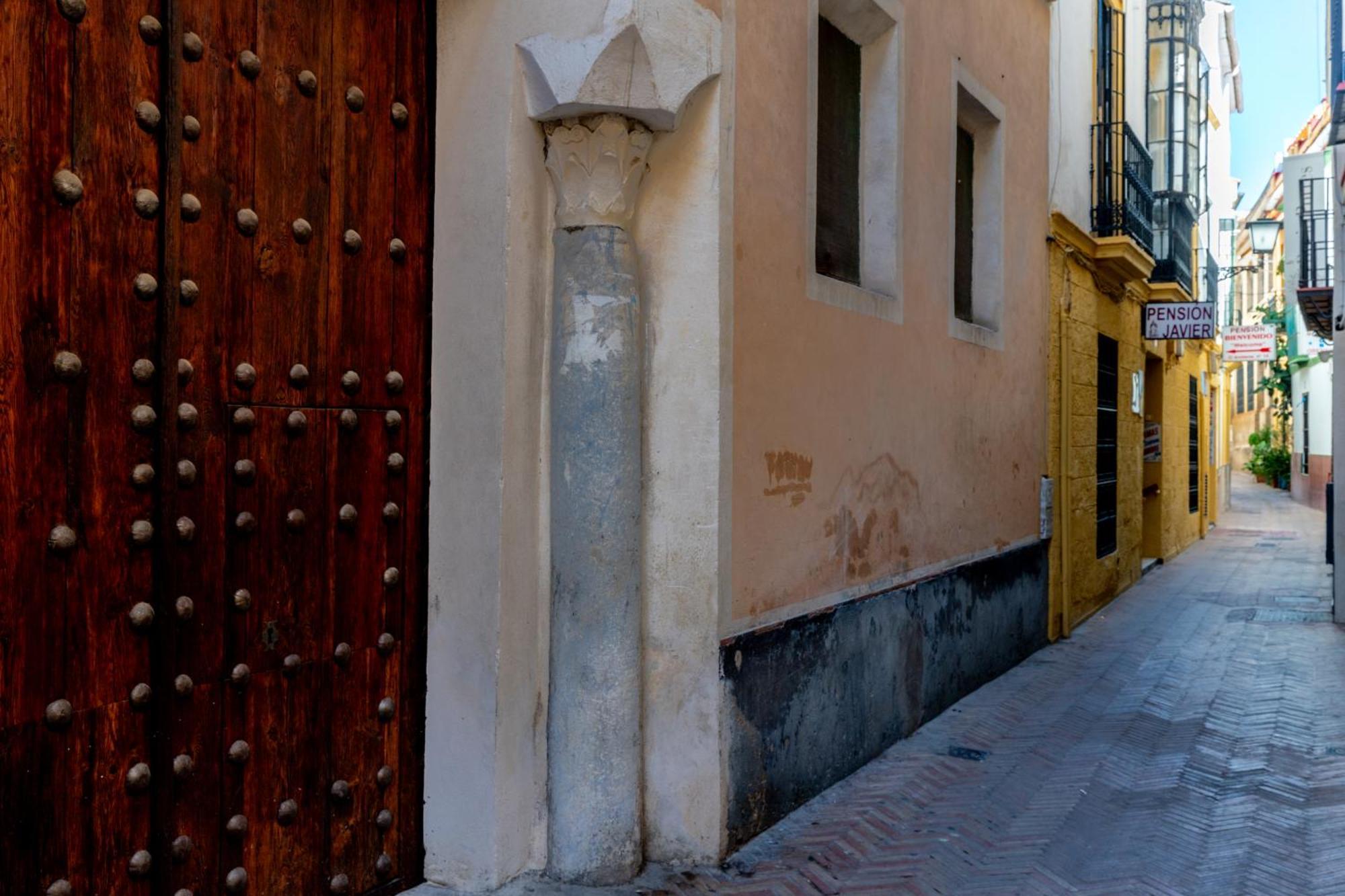 Rc Sevilla Centro Historico Catedraljuderia Exterior foto